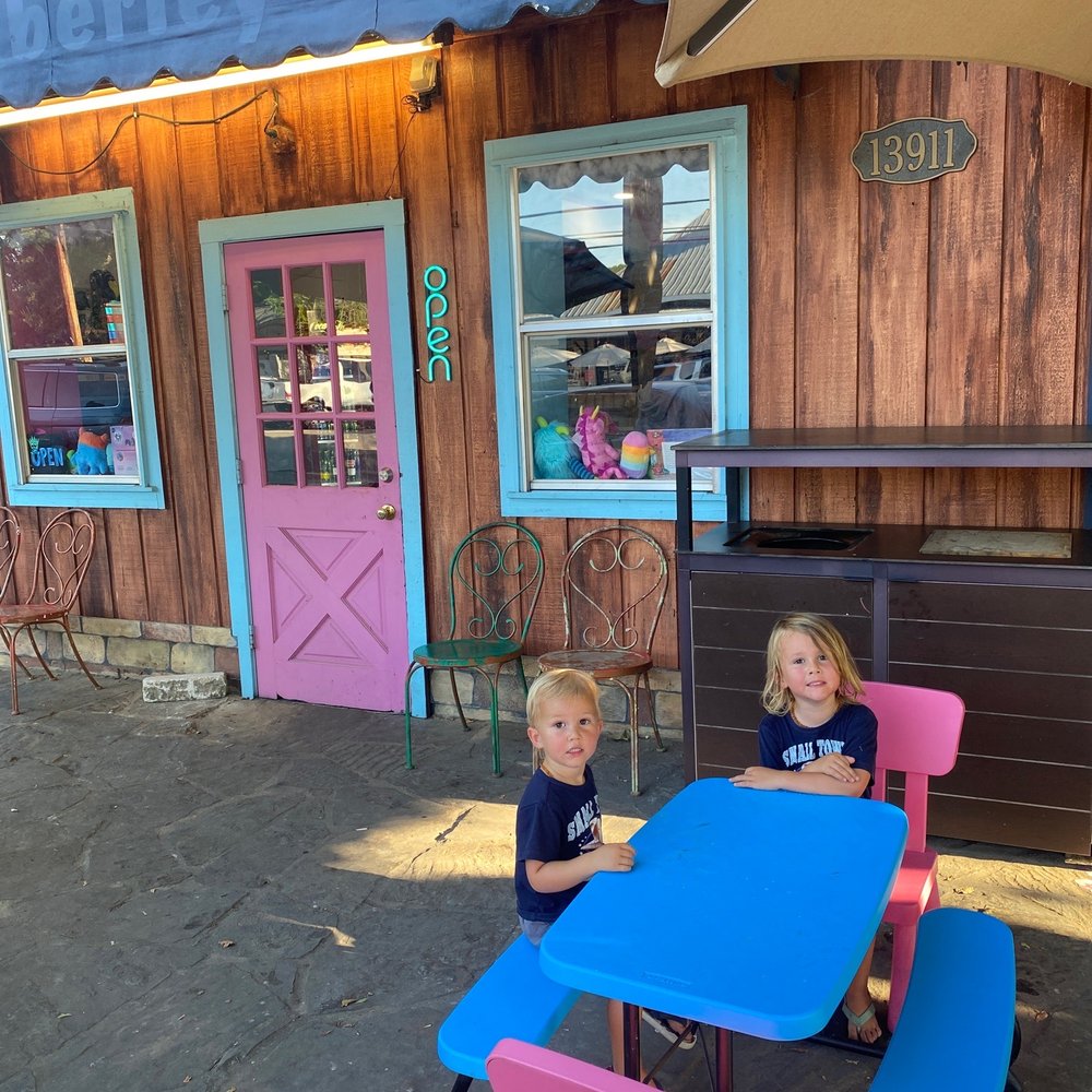 Monster Treats - Ice Cream & Frozen Yogurt Near Me - Wimberley, Texas