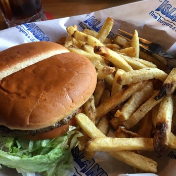 Islands Restaurant - Sports Bars Near Me - Irvine, California