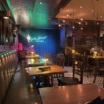 Gale Street Inn - Chicago - American Near Me - Chicago, Illinois Gale Street Inn - Chicago - American Near Me - Chicago, Illinois
