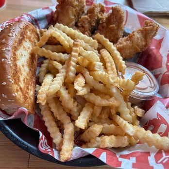 Raising Cane's Chicken Fingers - That Texas Toast tho... - Fast Food Near Me - Chicago, Illinois