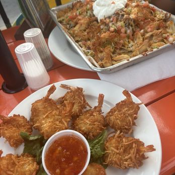 Willie T's - Bars Near Me - Key West, Florida Willie T's - Bars Near Me - Key West, Florida