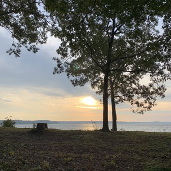 Paris Landing State Park - Sunrise - Parks Near Me - Buchanan, Tennessee Paris Landing State Park - Sunrise - Parks Near Me - Buchanan, Tennessee