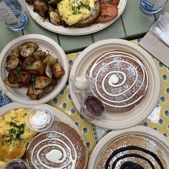 La Note - Cote Est, Cote Nord, Oatmeal Raspberry Pancakes - French Near Me - Berkeley, California La Note - Cote Est, Cote Nord, Oatmeal Raspberry Pancakes - French Near Me - Berkeley, California