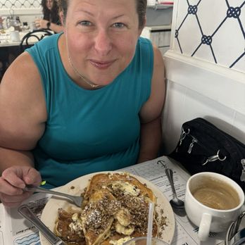 Mr. Pancake - Banana pancakes - American Near Me - Wisconsin Dells, Wisconsin
