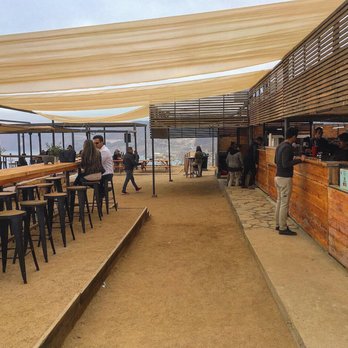 Hotel Cuatro Cuatros - Hotels Near Me - Tijuana, BCN