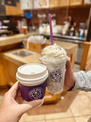 The Coffee Bean & Tea Leaf by null