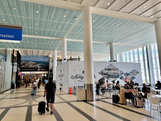 Charleston International Airport by null