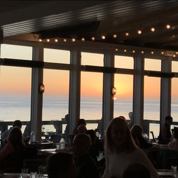 Driftwood Kitchen - Seafood Near Me - Laguna Beach, California Driftwood Kitchen - Seafood Near Me - Laguna Beach, California