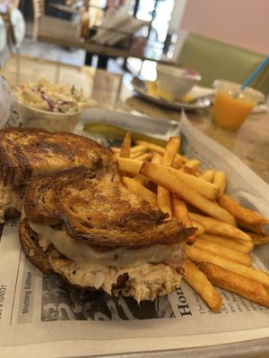 Zoe's Sweet Kitchen by null