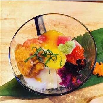 Kingyo Izakaya - Seafood shooter - Japanese Near Me - Toronto, Ontario