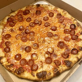 Zepeddie's Pizzeria - Pepperoni pizza - Pizza Near Me - Charlotte, North Carolina Zepeddie's Pizzeria - Pepperoni pizza - Pizza Near Me - Charlotte, North Carolina