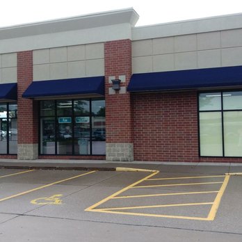 The UPS Store - The Bettendorf store is in the mini mall on the property of Hy-Vee on Middle road and Devil's Glen . - Printing Services Near Me - Bettendorf, Iowa