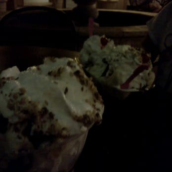 Baskin-Robbins - Whip it good - Ice Cream & Frozen Yogurt Near Me - Lake Elsinore, California