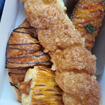 Paris Baguette - Twisty donut - Bakeries Near Me - Grand Prairie, Texas Paris Baguette - Twisty donut - Bakeries Near Me - Grand Prairie, Texas