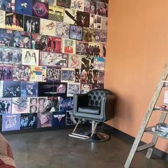 Curlicue - Waiting area - Hair Stylists Near Me - Covina, California Curlicue - Waiting area - Hair Stylists Near Me - Covina, California