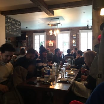 The Milton - Interior- brunch - Irish Near Me - New York, New York