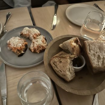 Il Fiorista - Trout tartare - Cocktail Bars Near Me - New York, New York