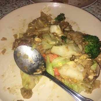 Thai Hut - Pad sew ew - Thai Near Me - Sacramento, California Thai Hut - Pad sew ew - Thai Near Me - Sacramento, California