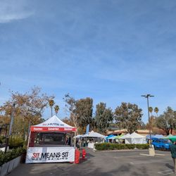 Mission Viejo Farmer's Market - Entrance of the market