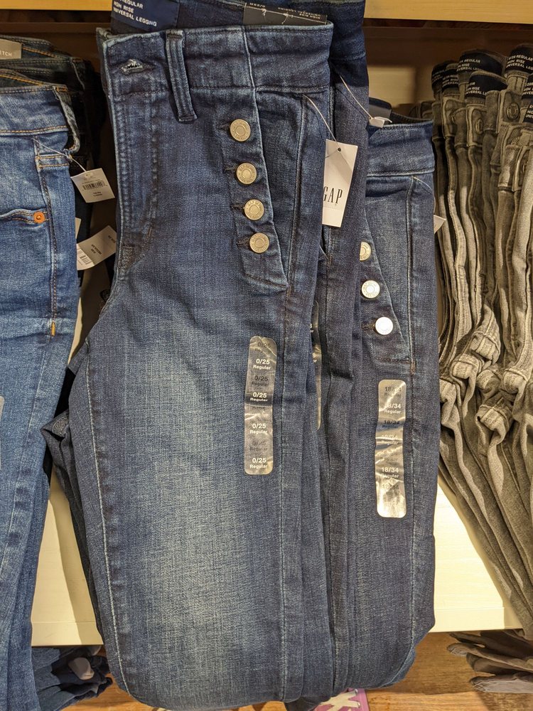 GAP FACTORY Updated August 2024 33 Photos 3985 Eagan Outlets Pkwy