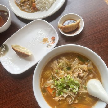 Grace Noodle - kimchi Ramen, grilled dumplings, curry rice - Ramen Near Me - Richmond, Virginia Grace Noodle - kimchi Ramen, grilled dumplings, curry rice - Ramen Near Me - Richmond, Virginia