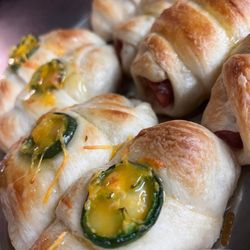 The Six One 6 Restaurant - Pigs