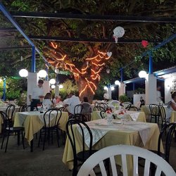 Rustichella - Ampia sala esterna