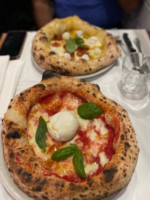 Piccolo Buco (NO PRENOTAZIONI-NO RESERVATIONS) by null
