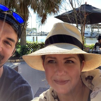 Sunset Pointe - Enjoying outdoor dining - Bars Near Me - Fairhope, Alabama Sunset Pointe - Enjoying outdoor dining - Bars Near Me - Fairhope, Alabama