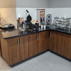 Microtel Inn & Suites by Wyndham Buda At Cabelas - Breakfast...RUN AWAY!