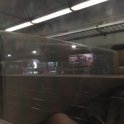 Metro North Rowayton Station - Train platform