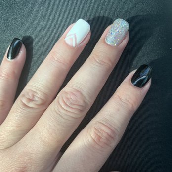Sparkling Nail Spa - Nail Salons Near Me - Stroudsburg, Pennsylvania