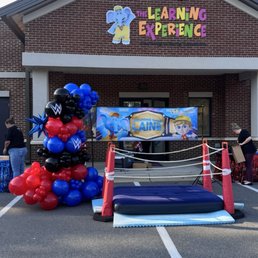 Exterior photo of Pop Charlotte Balloons - Gastonia, North Carolina Exterior photo of Pop Charlotte Balloons - Gastonia, North Carolina