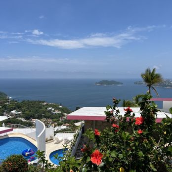 Hotel Las Brisas Acapulco - 324 view - Hotels Near Me - Acapulco, GRO Hotel Las Brisas Acapulco - 324 view - Hotels Near Me - Acapulco, GRO