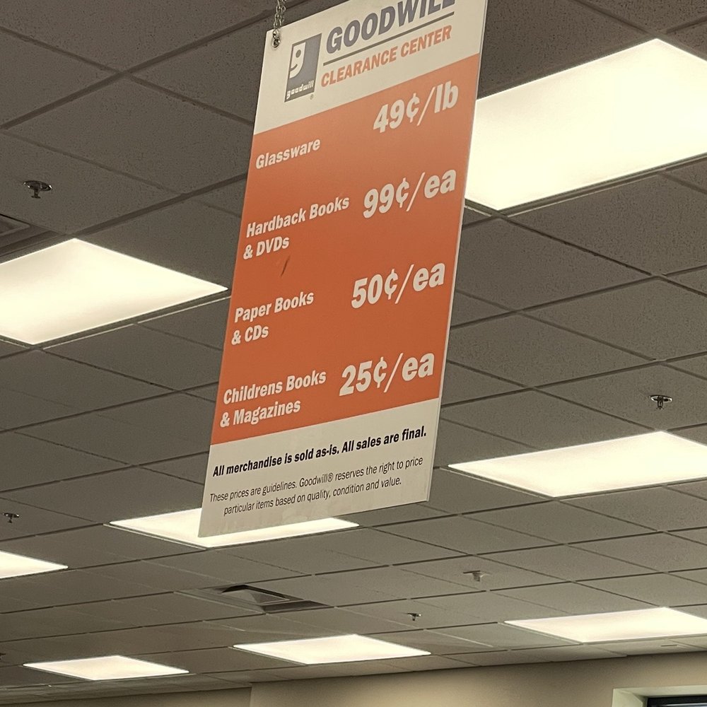 Goodwill Clearance Center - Prices 02/2022 - Thrift Stores Near Me - Las Vegas, Nevada Goodwill Clearance Center - Prices 02/2022 - Thrift Stores Near Me - Las Vegas, Nevada