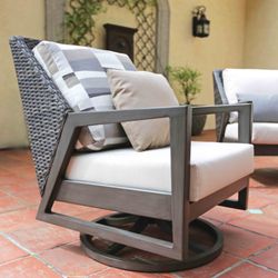Wicker Land Patio