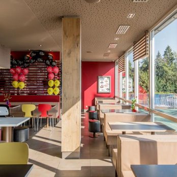 McDonald's - Fast Food Near Me - Bad Pyrmont, NI