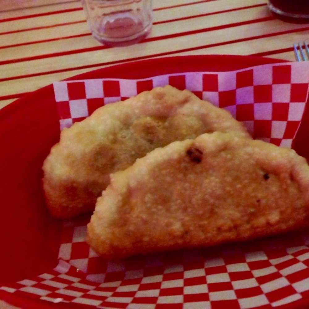 Ojalá - Empenadas - Lounges Near Me - Madrid, M Ojalá - Empenadas - Lounges Near Me - Madrid, M