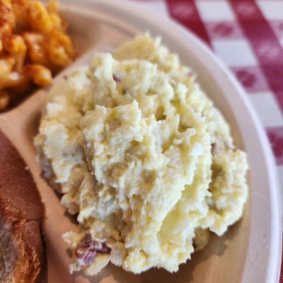 Gus's World Famous Fried Chicken by null