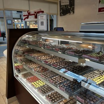 Fannie May Fine Chocolates - Candy Stores Near Me - Aurora, Illinois Fannie May Fine Chocolates - Candy Stores Near Me - Aurora, Illinois