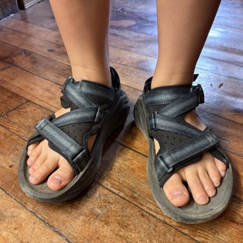 Heavenly Soles - Vibrams! - Shoe Stores Near Me - Mendocino, California