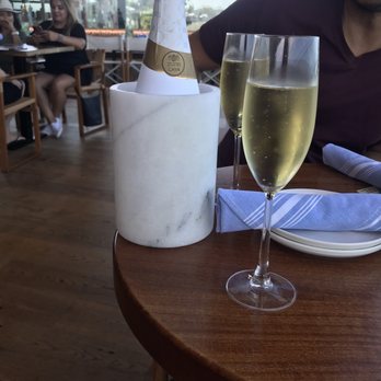 Monarch Ocean Pub - Gastropubs Near Me - Del Mar, California