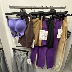 Lululemon Athletica - Try on pile