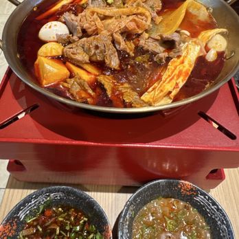 De Hotpotmini - Chongqing spicy beef hotpot - Hot Pot Near Me - Bellevue, Washington