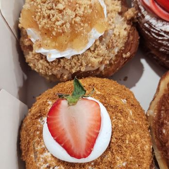 Knead Donuts & Tea - Cobbler and cheesecake donut - Donuts Near Me - Long Beach, California Knead Donuts & Tea - Cobbler and cheesecake donut - Donuts Near Me - Long Beach, California
