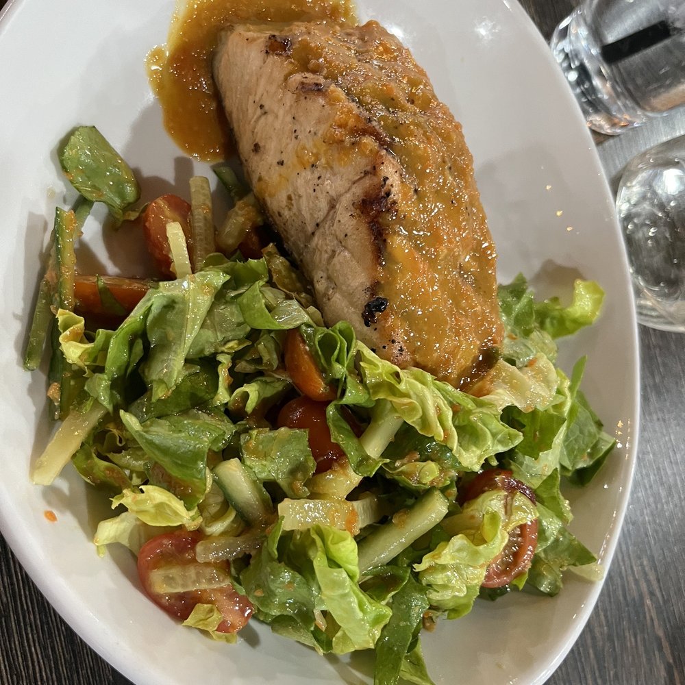 Mad Cow - Miso ginger salmon salad - Burgers Near Me - Eagan, Minnesota Mad Cow - Miso ginger salmon salad - Burgers Near Me - Eagan, Minnesota