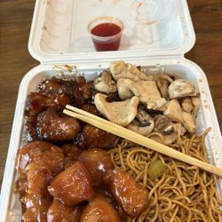 Wok N' Roll - Orange chicken, sesame chicken, mushroom chicken & noodles.
