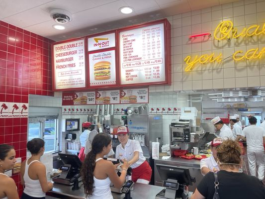 In-N-Out Burger by null