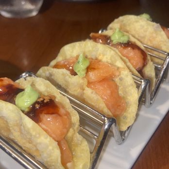 Komodo Miami - Salmon Tacos - Asian Fusion Near Me - Miami, Florida Komodo Miami - Salmon Tacos - Asian Fusion Near Me - Miami, Florida