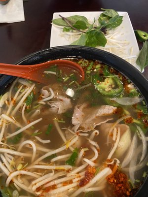 Phở Lê by null